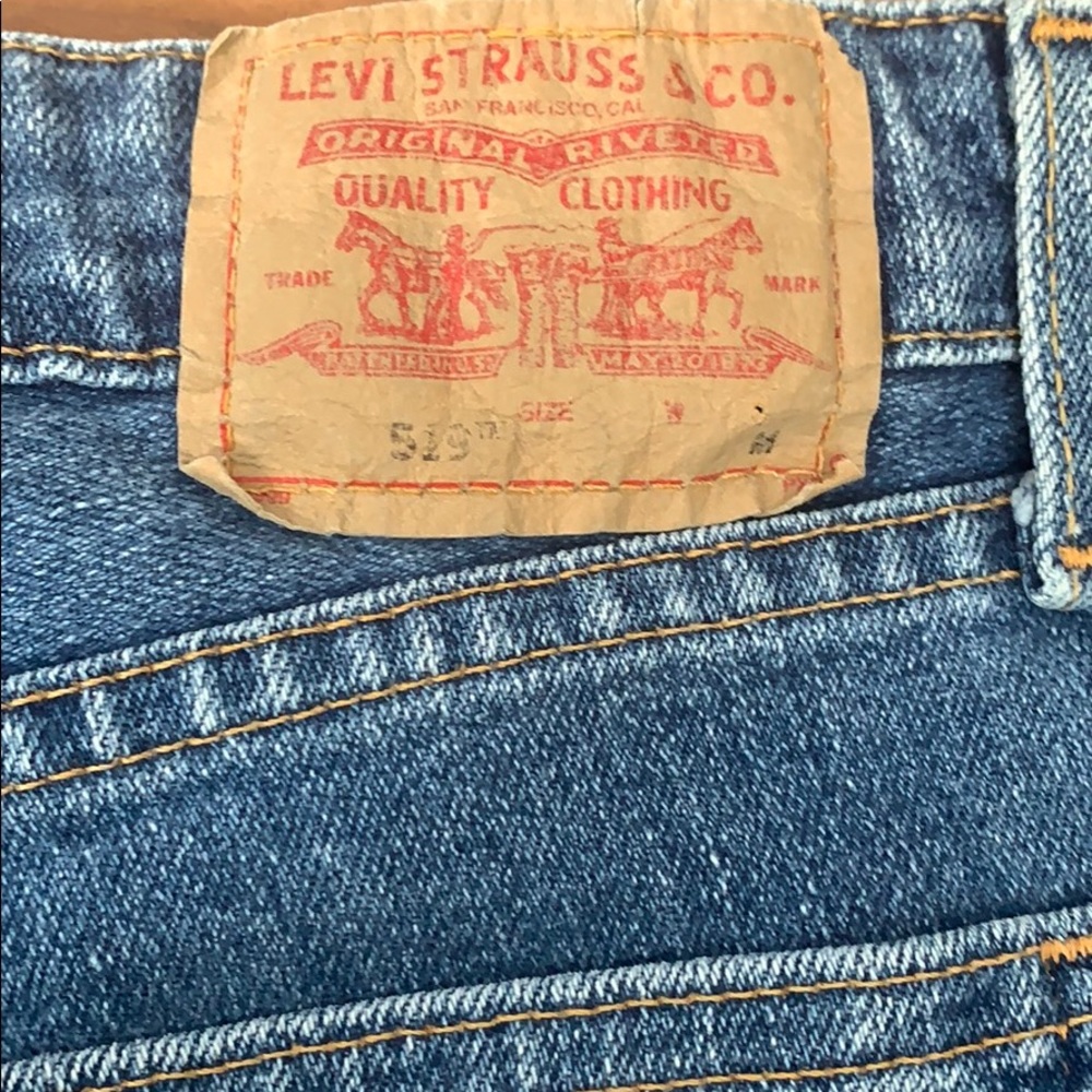 Levi’s Low stretch 519 cutoff Shorts - Picture 4 of 6